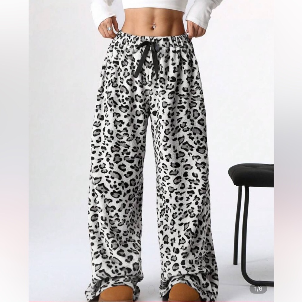 BRAND NEW women’s small grey leopard ‘Shein’ wide leg pajama pants